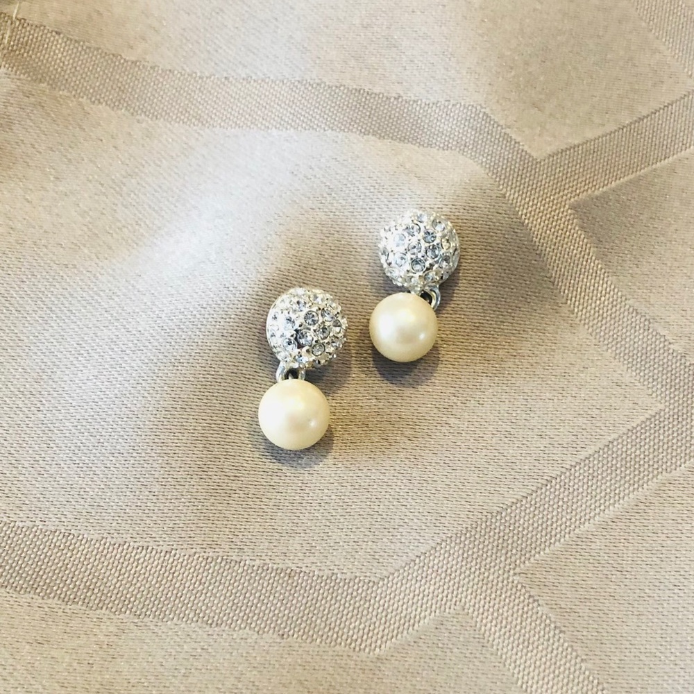 Sterling Silver Crystal Pearl Earrings.